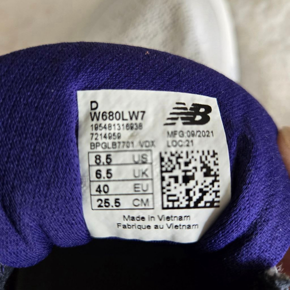 EUC Women's New Balance Fresh Foam 680 Running Shoes size 8.5 W680LW7 - Picture 11 of 14